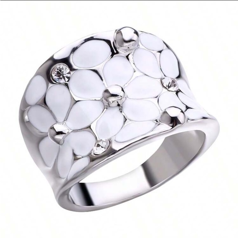 🆕 Elegant Silver & White Enamel Floral Ring!!! Size 6 1:2